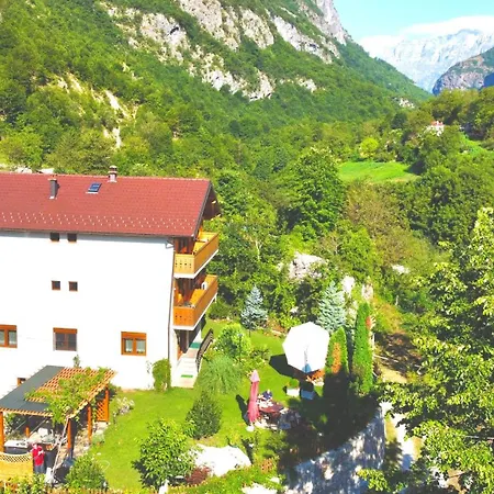 Bed & Breakfast Alexander