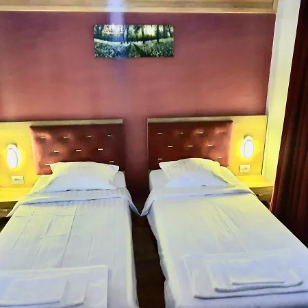 Alexander فالبني